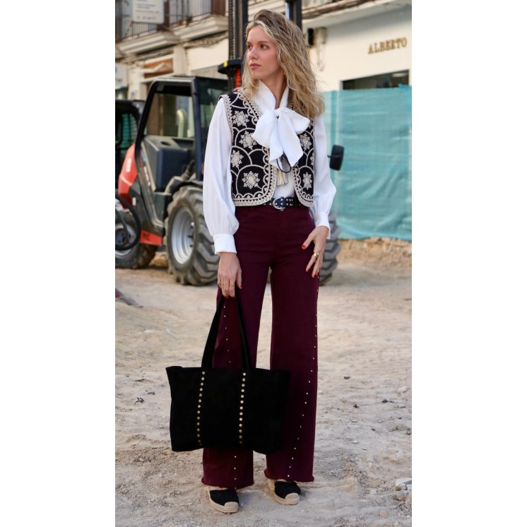 Bolso Negro Piel y Tachuelas